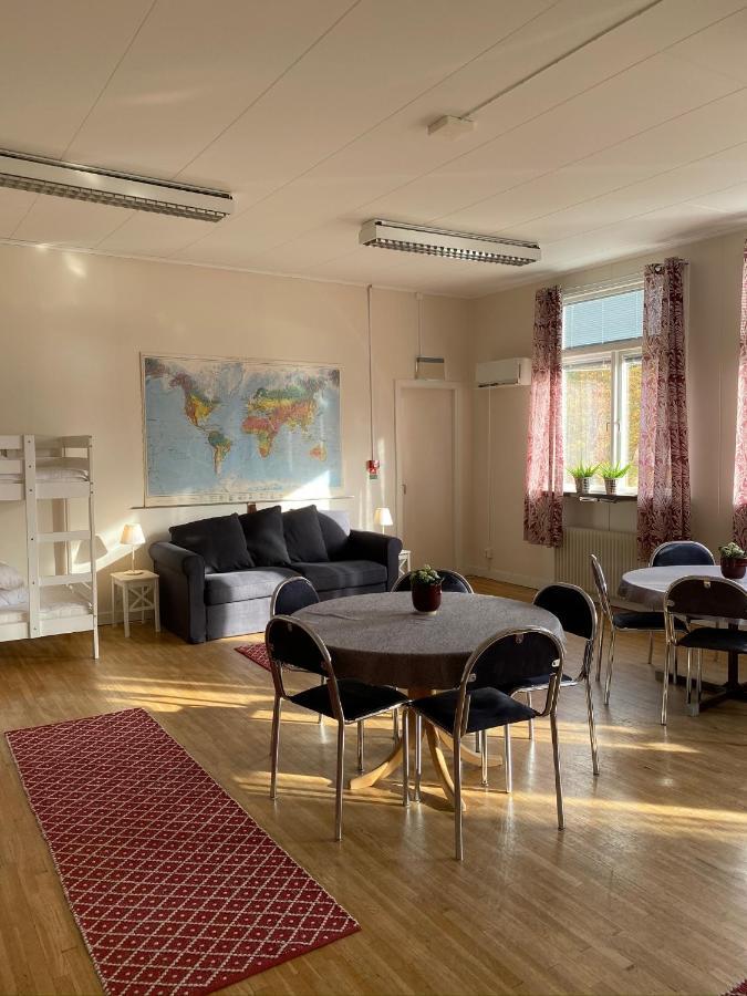 Ostello Kalvs Skolhus Esterno foto